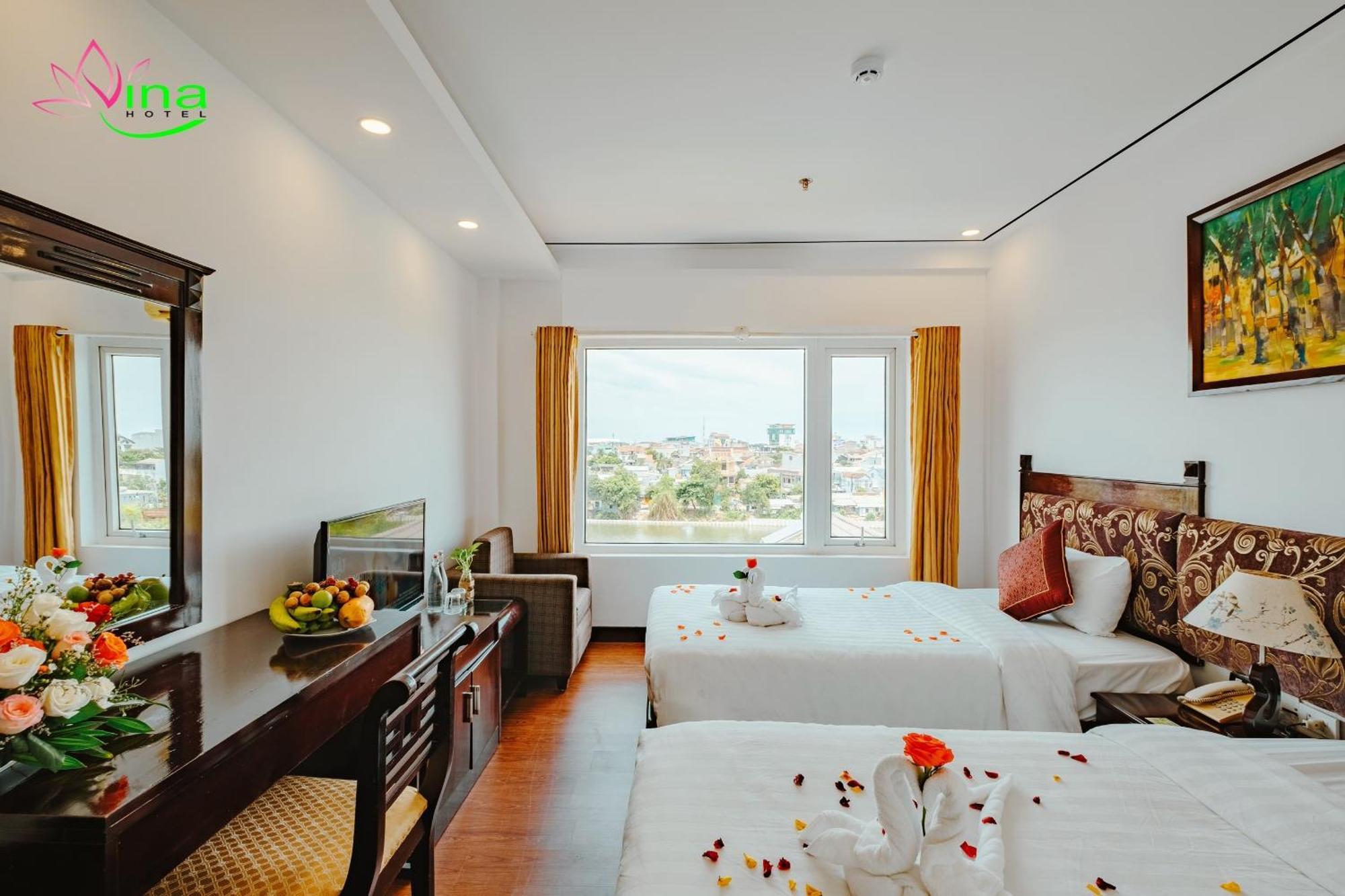Vina Spa Hotel Hue Buitenkant foto