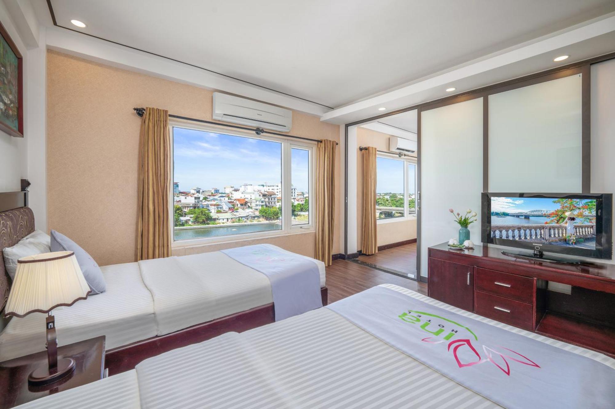 Vina Spa Hotel Hue Buitenkant foto
