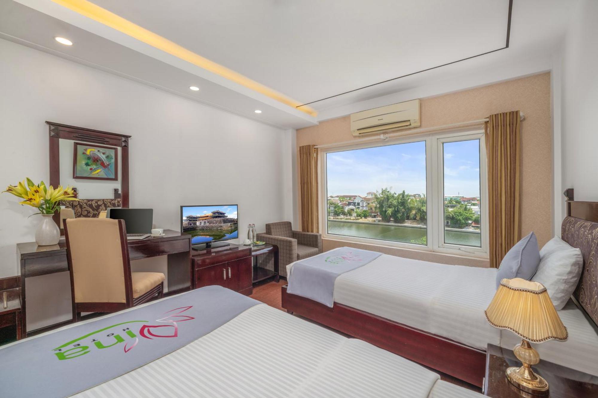 Vina Spa Hotel Hue Buitenkant foto