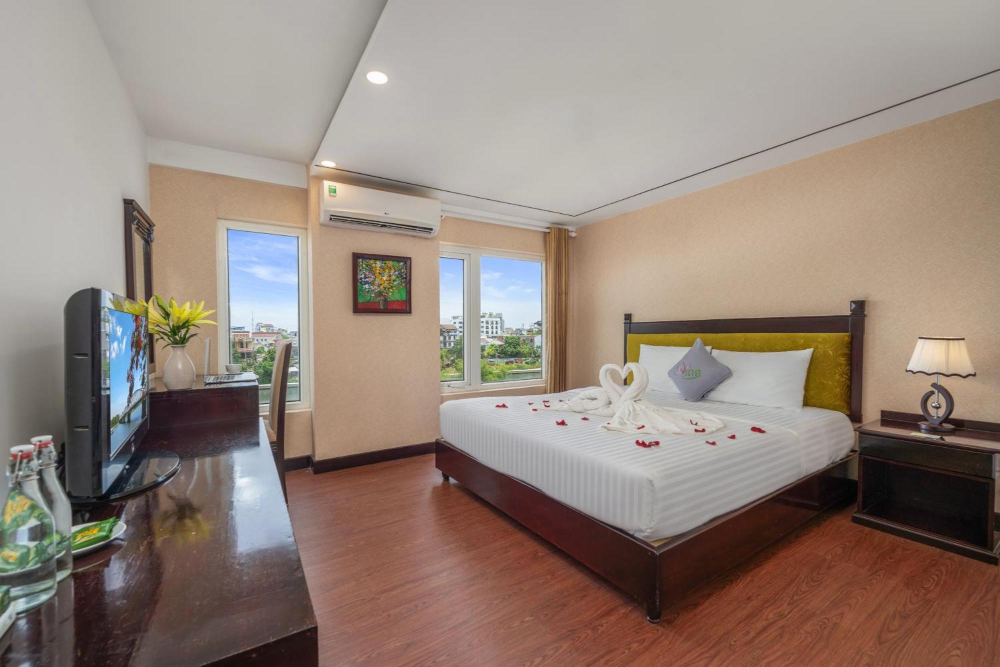 Vina Spa Hotel Hue Buitenkant foto