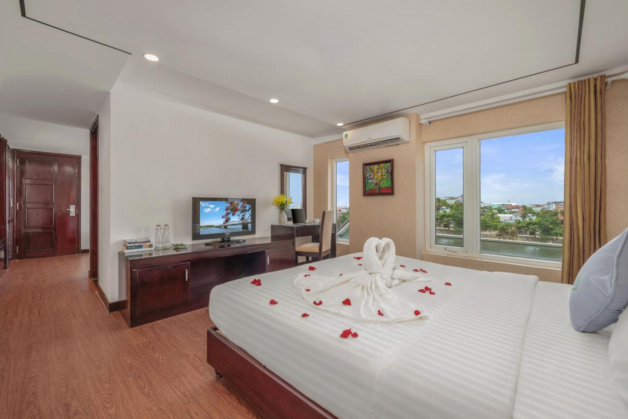 Vina Spa Hotel Hue Buitenkant foto