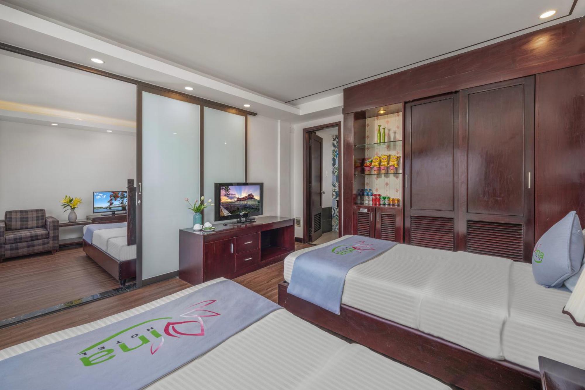 Vina Spa Hotel Hue Buitenkant foto